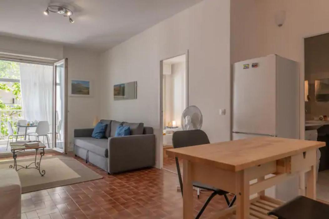 Grand Appartement Lumineux Pour 2 A 4 Personnes A Avignon Intra-Muros Wifi Gratuit Bagian luar foto