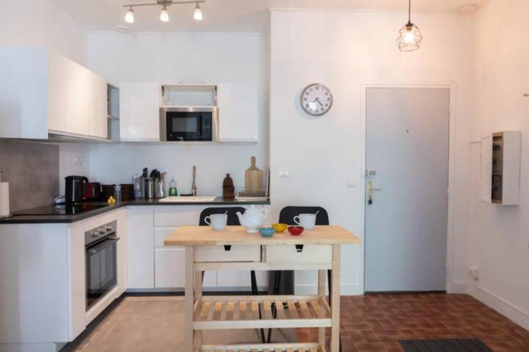 Grand Appartement Lumineux Pour 2 A 4 Personnes A Avignon Intra-Muros Wifi Gratuit Bagian luar foto