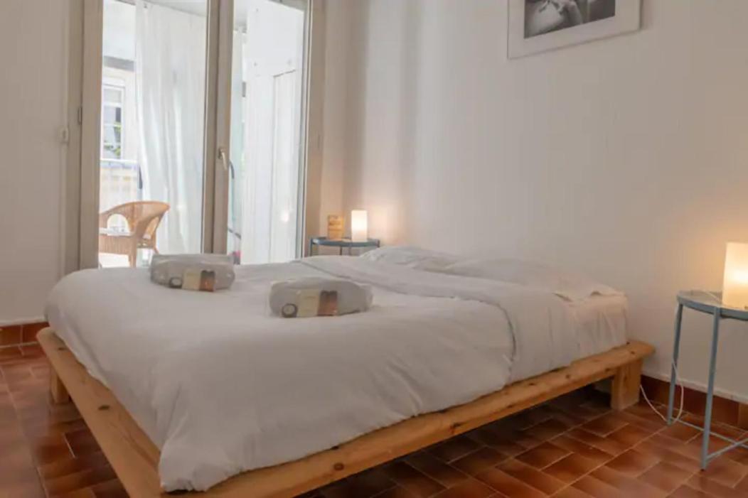 Grand Appartement Lumineux Pour 2 A 4 Personnes A Avignon Intra-Muros Wifi Gratuit Bagian luar foto